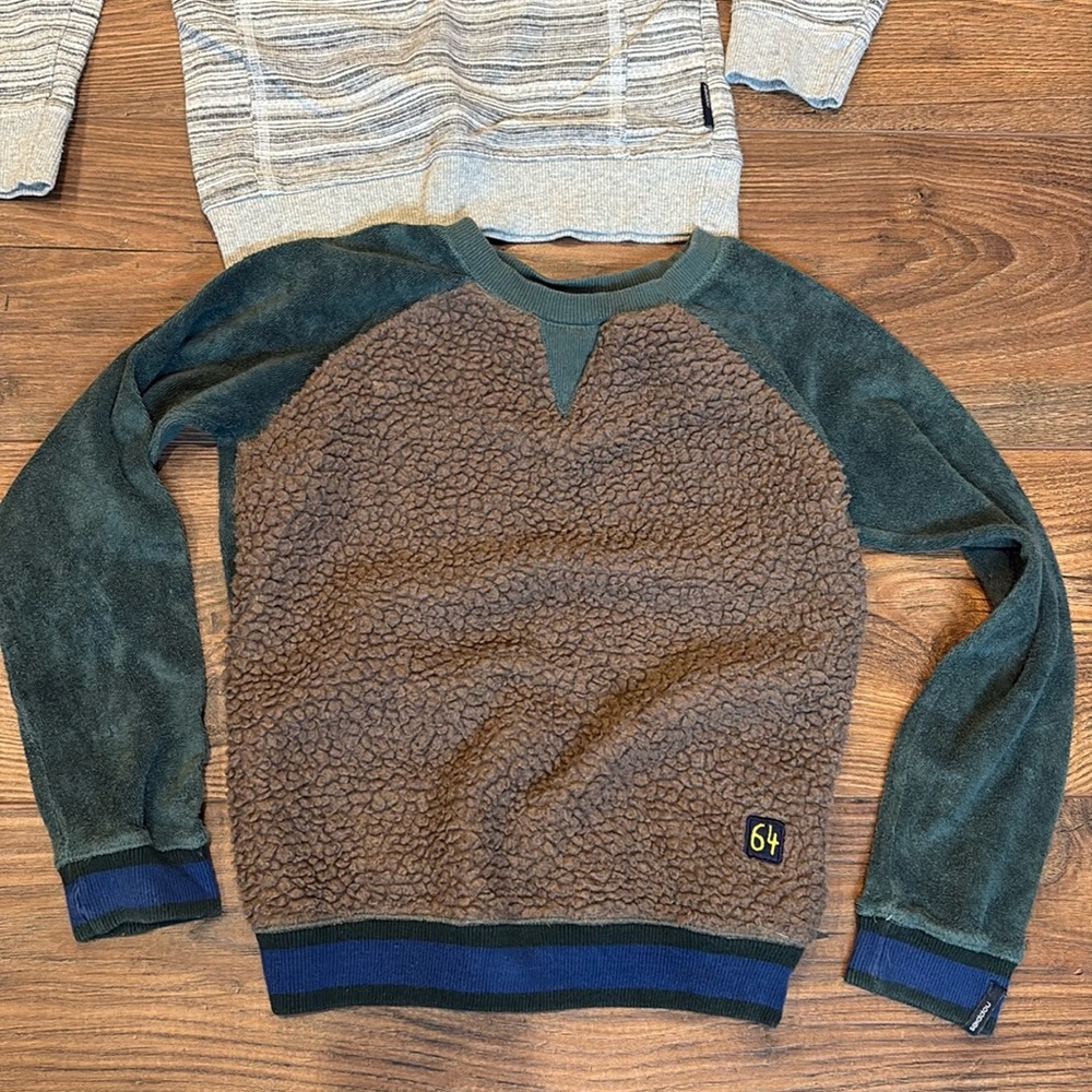 Noppies Kids and Baby Gap sweater bundle size 116 4-6 years EUC